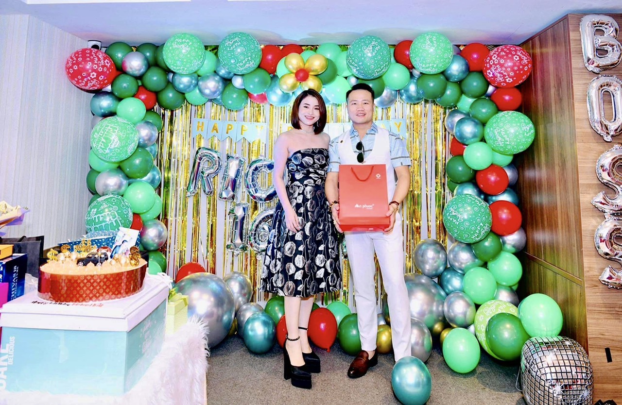 vu-vuong-ha-mi-Đêm tiệc sinh nhật tuyệt vời cùng người tổ chức cuộc thi MSMA 1