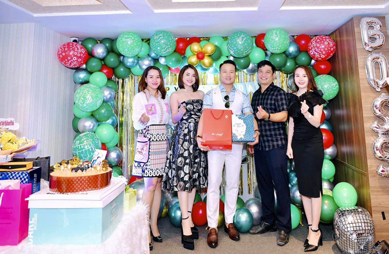 vu-vuong-ha-mi-Đêm tiệc sinh nhật tuyệt vời cùng người tổ chức cuộc thi MSMA